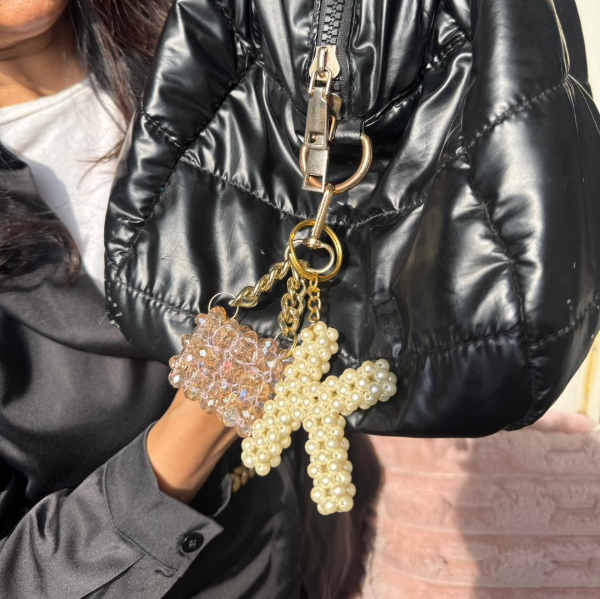Pearl-beaded letter 'K'